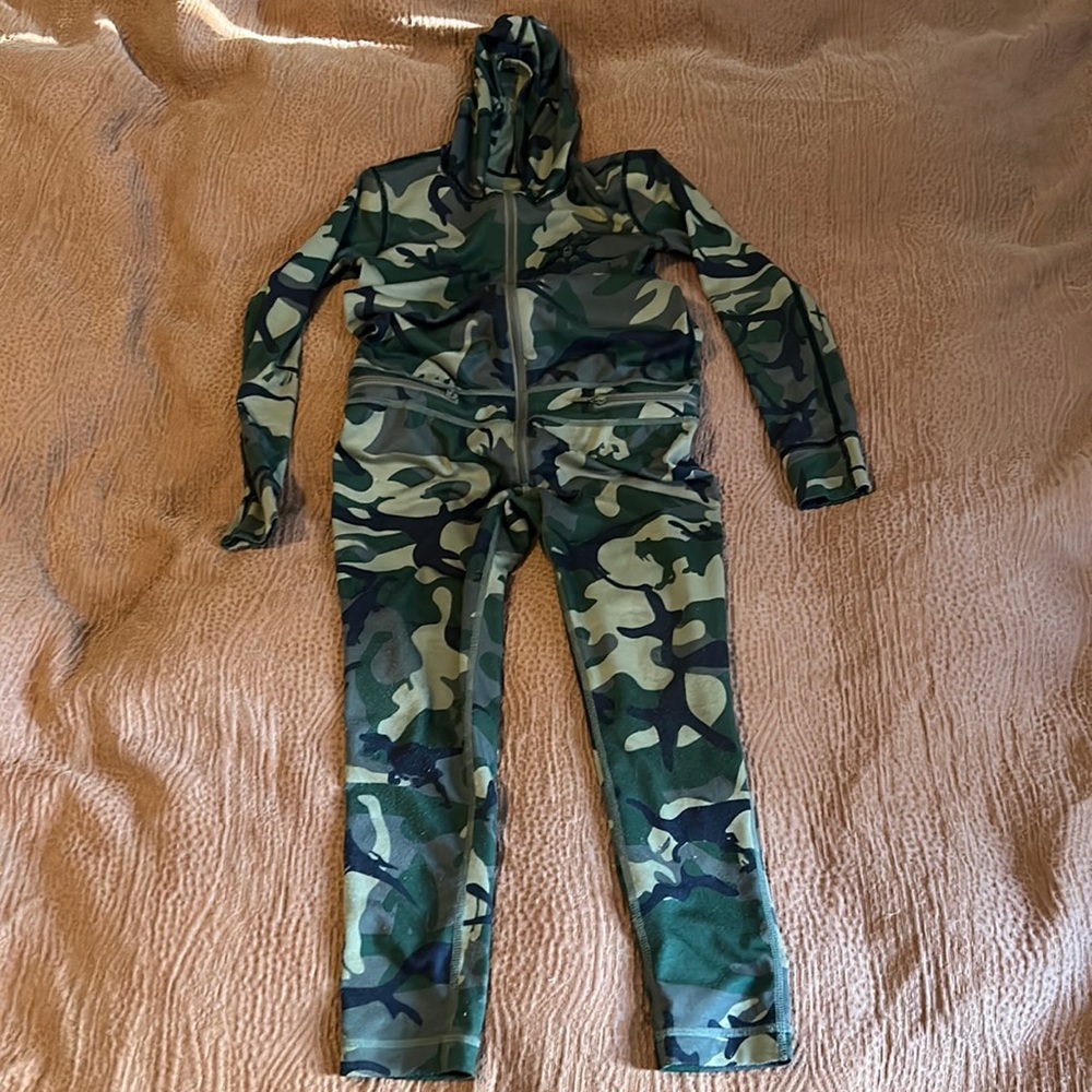 Kids 5/6 Airblaster onesie ninja suit